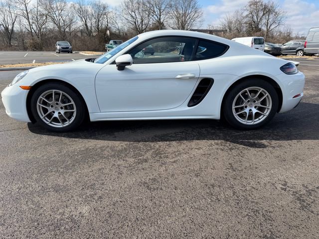 Used 2024 Porsche 718 Cayman image 5