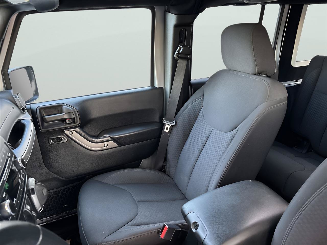 Used 2013 Jeep Wrangler Unlimited Sport AWD/4WD image 14