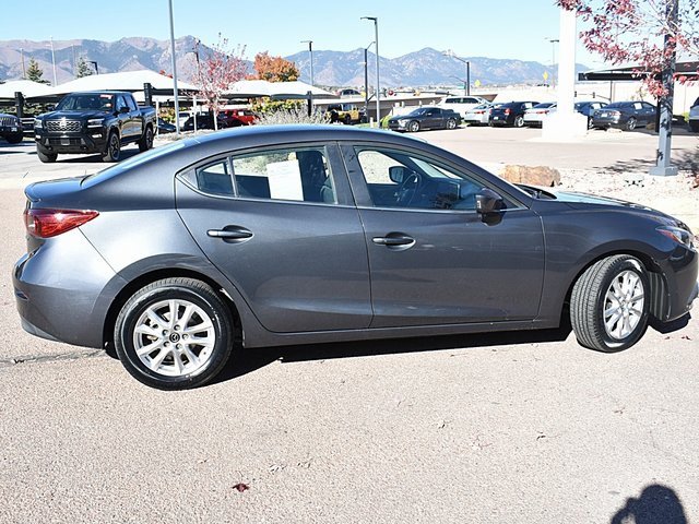 Used 2016 MAZDA MAZDA3 i Touring image 10