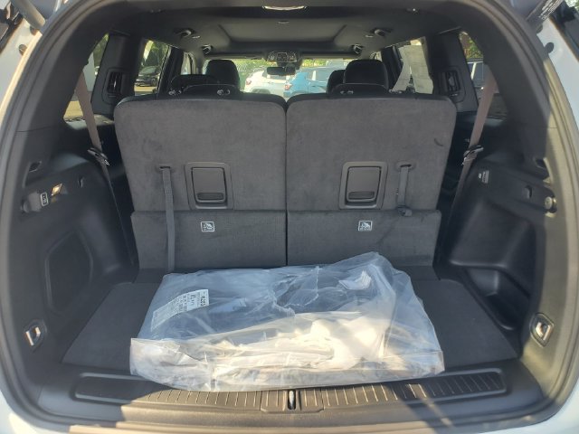 New 2026 Jeep Grand Cherokee L Limited AWD/4WD image 9