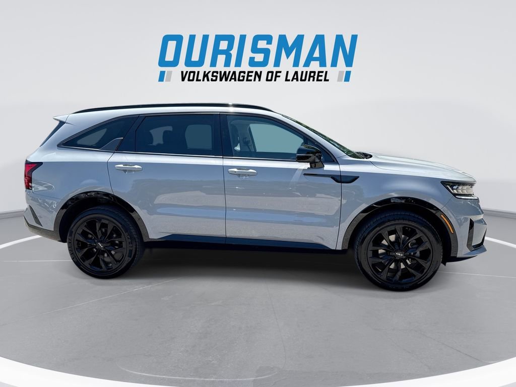 Used 2023 Kia Sorento SX AWD/4WD image 9