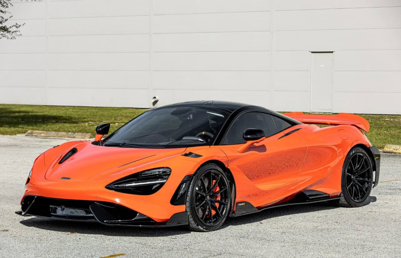 Used 2021 McLaren 765LT image 2