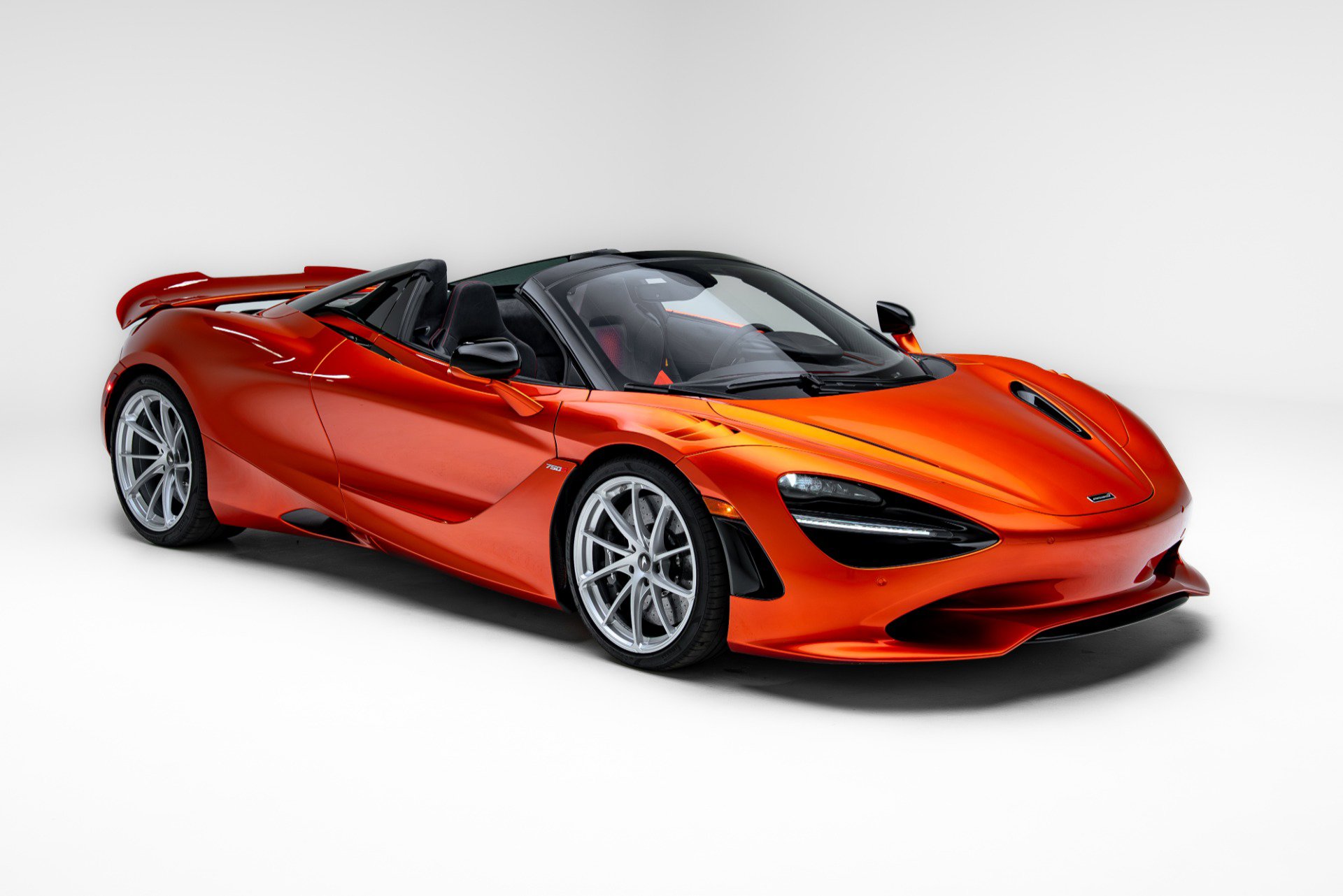 Used 2024 McLaren 750S Spider RWD image 10