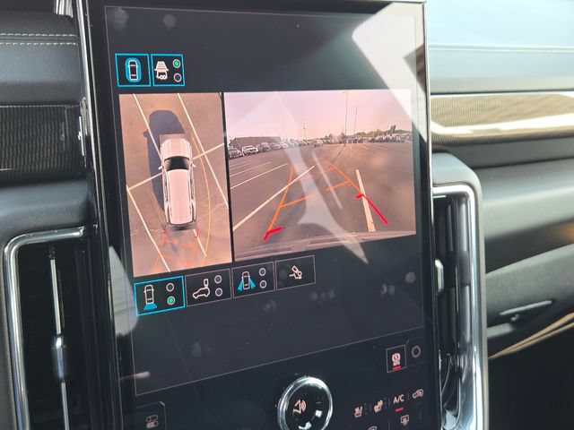 New 2026 GMC Yukon Elevation w/ Elevation Premium Package AWD/4WD image 10