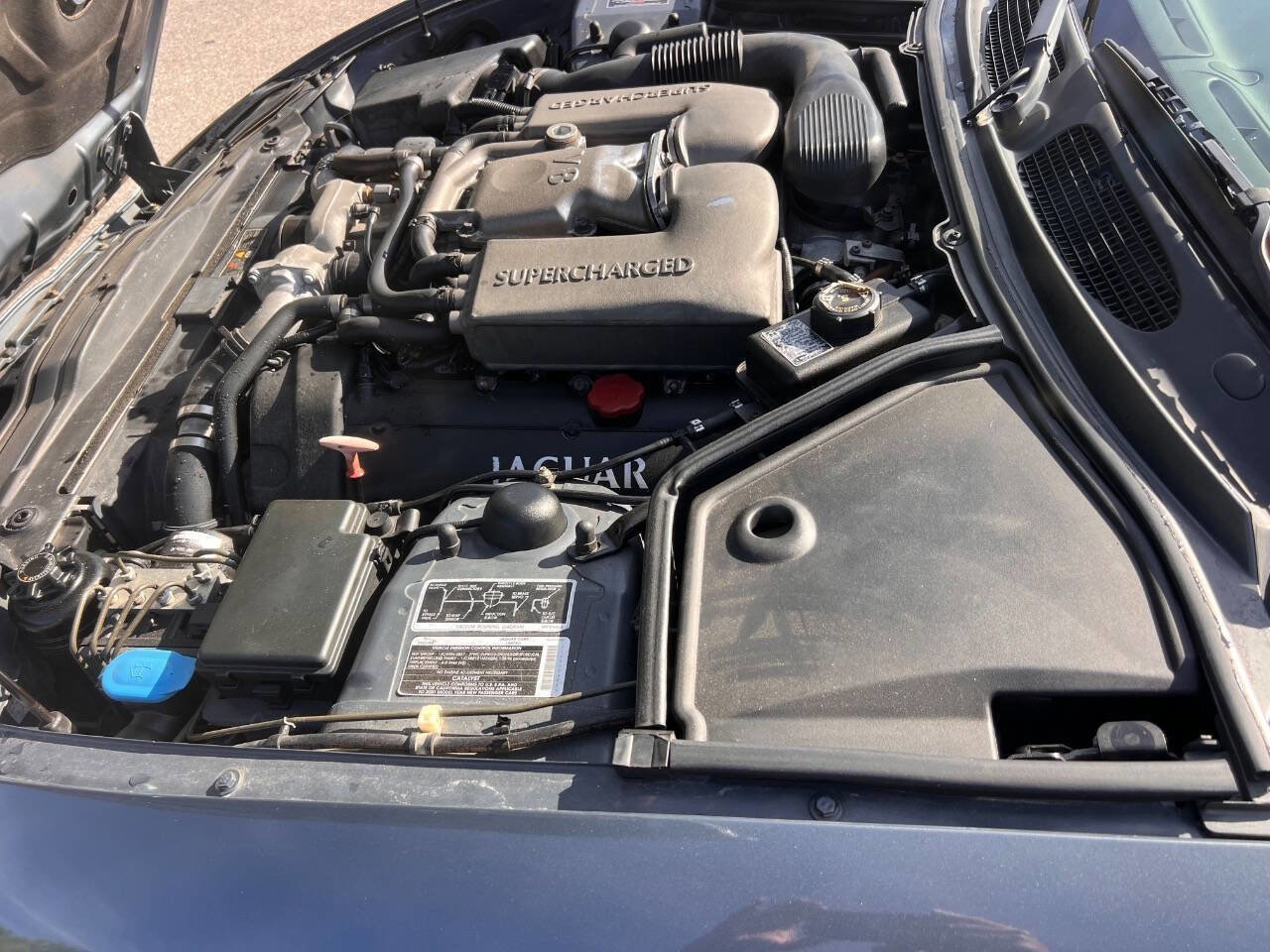 Used 2001 Jaguar XK8 Convertible image 32