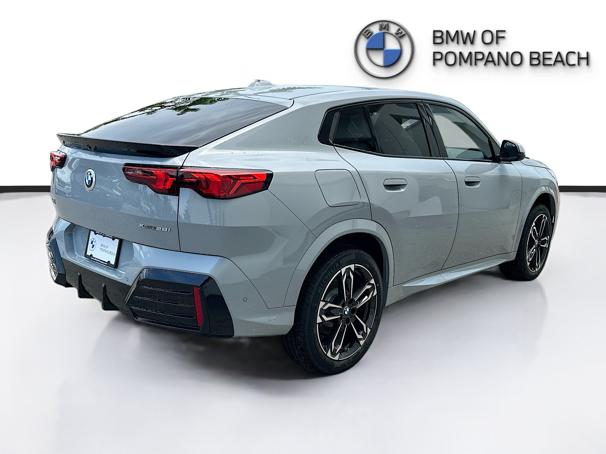 New 2026 BMW X2 xDrive28i w/ M Sport Package AWD/4WD image 6