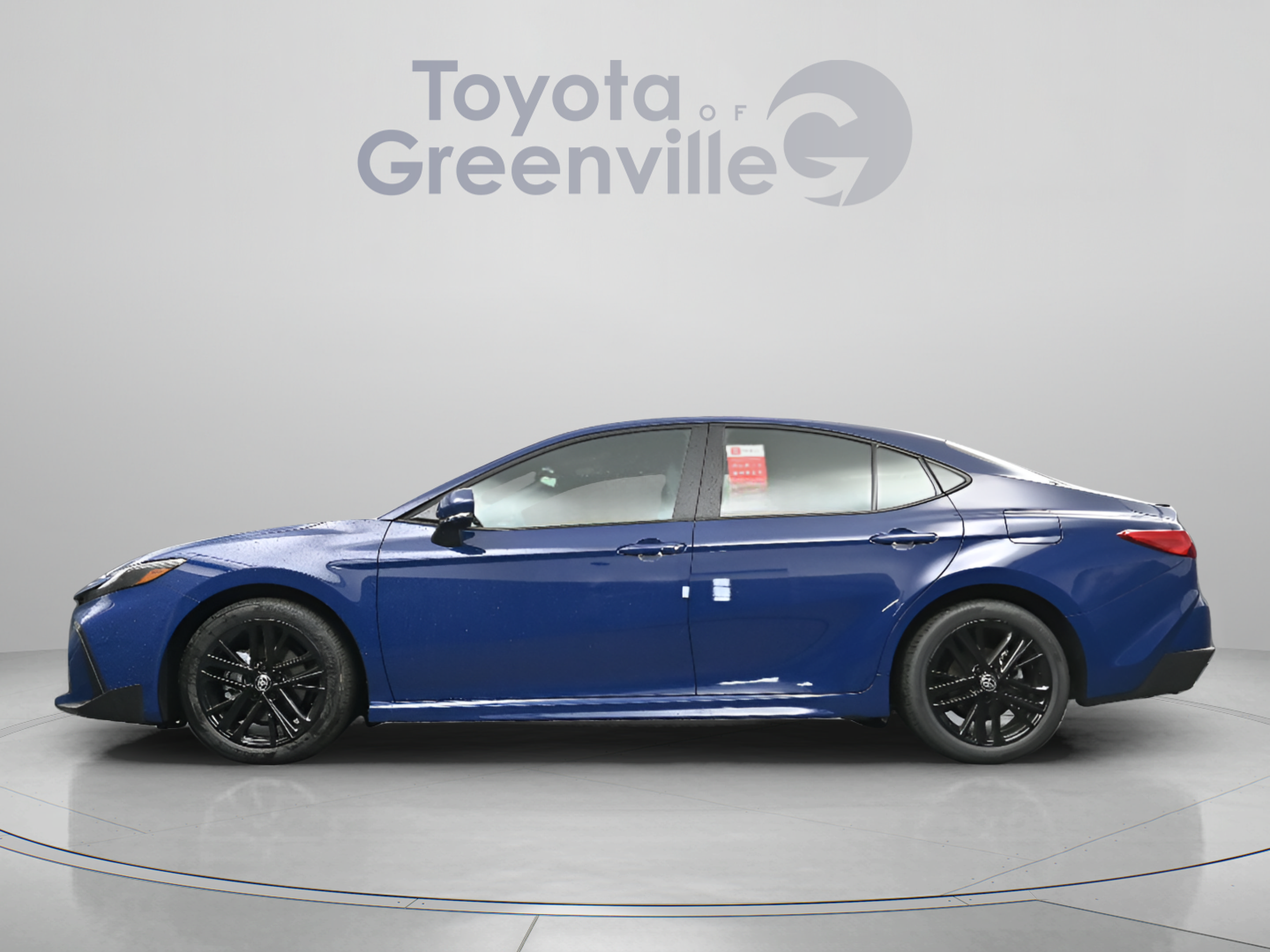 New 2026 Toyota Camry SE FWD image 5