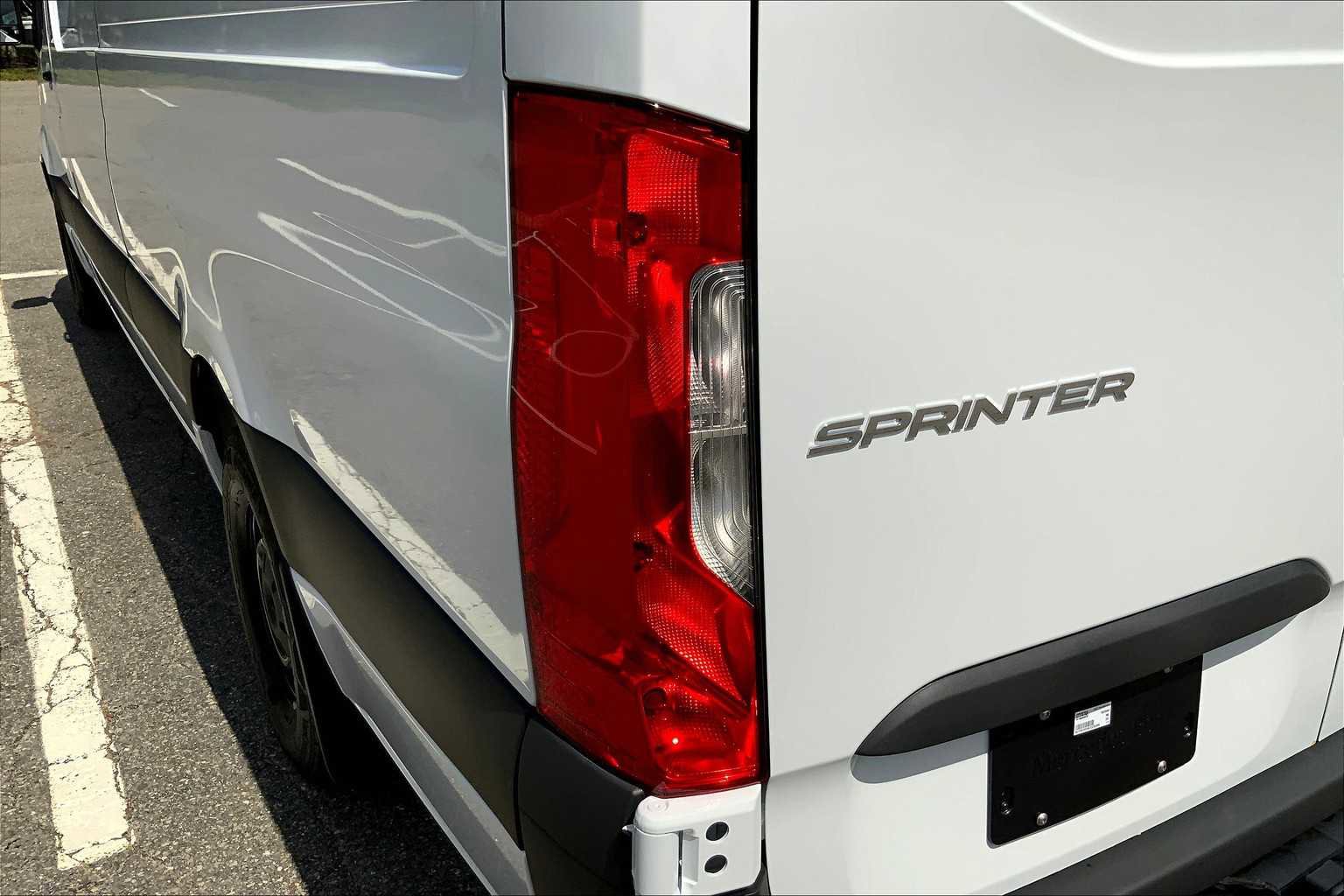 Certified 2025 Mercedes-Benz Sprinter 2500 image 19