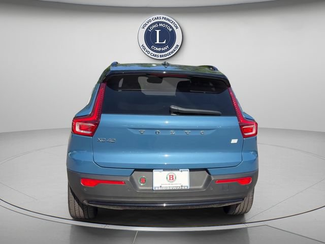 Certified 2023 Volvo XC40 Recharge Plus AWD/4WD image 4
