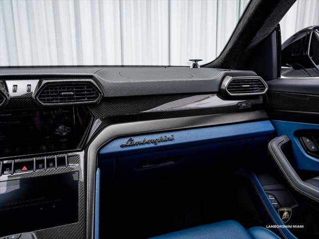 Used 2024 Lamborghini Urus S AWD/4WD image 36