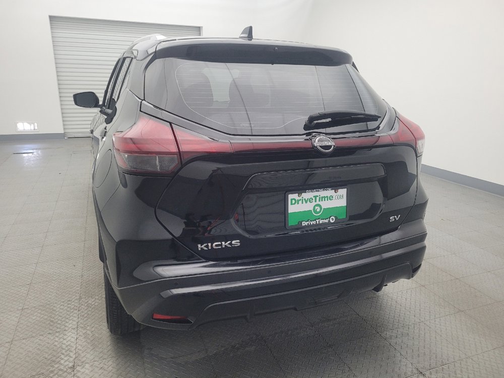 Used 2022 Nissan Kicks SV image 6