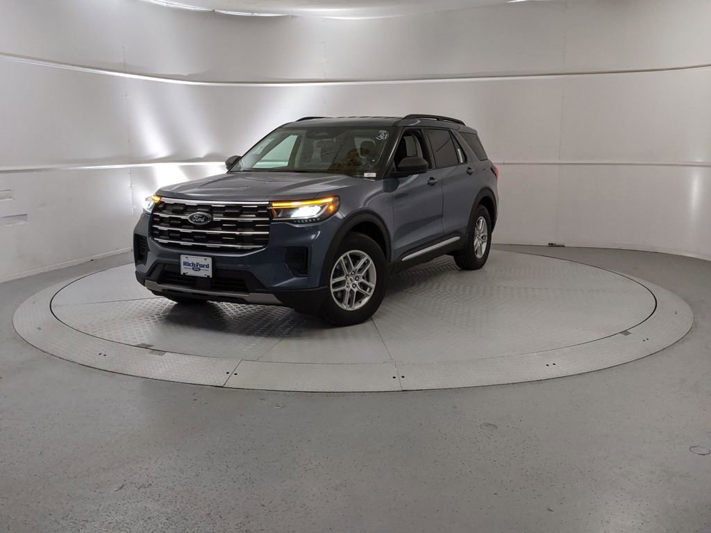 New 2025 Ford Explorer Active image 6