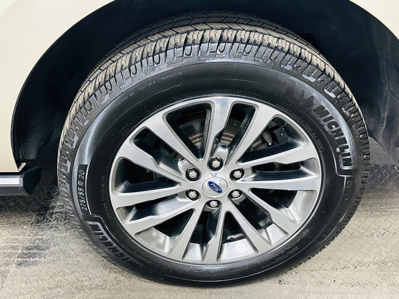 Used 2018 Ford Expedition Limited AWD/4WD image 31