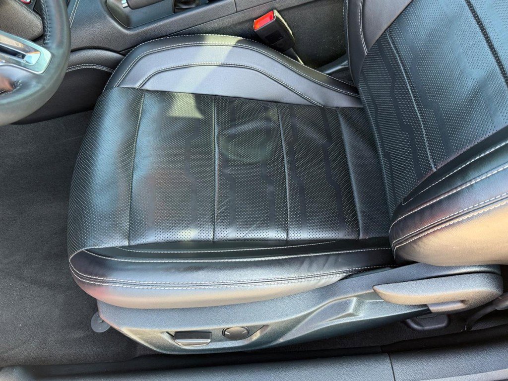 Used 2022 Ford Mustang GT Premium w/ Equipment Group 401A image 17