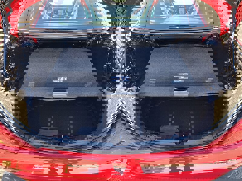 Used 2015 Mercedes-Benz SLK 250 w/ Premium Package image 15