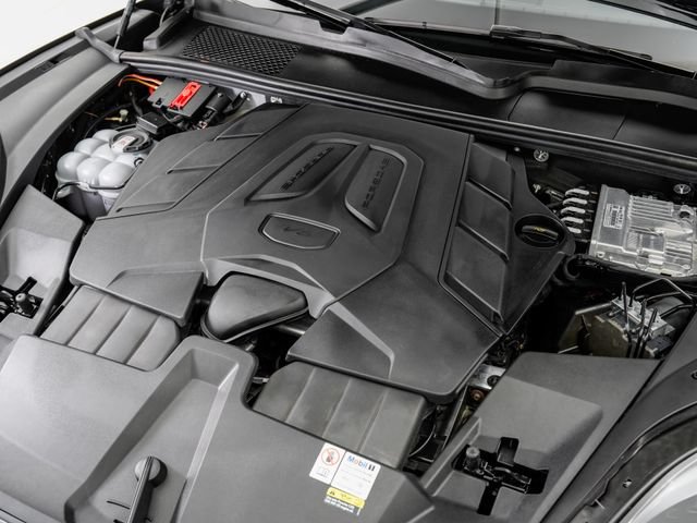 Certified 2024 Porsche Cayenne AWD/4WD image 29