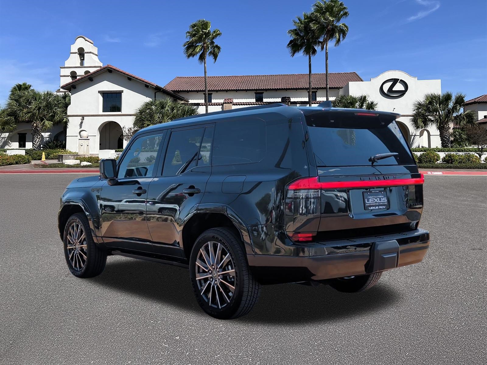 Certified 2026 Lexus GX 550 w/ Accessory Package (2T) AWD/4WD image 4