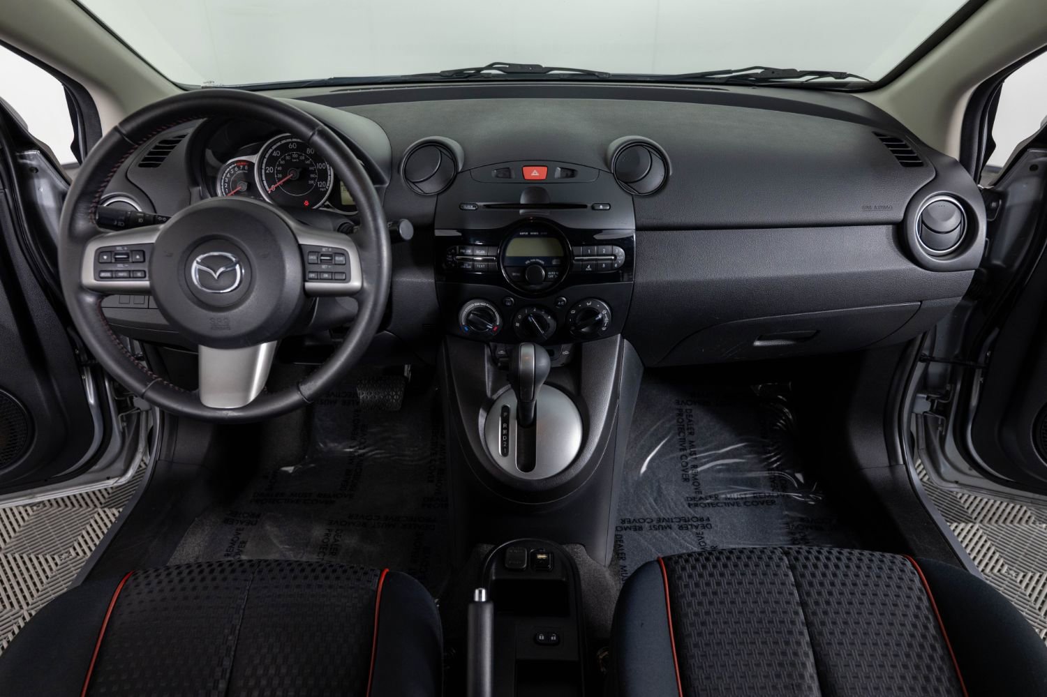 Used 2014 MAZDA MAZDA2 Touring image 33