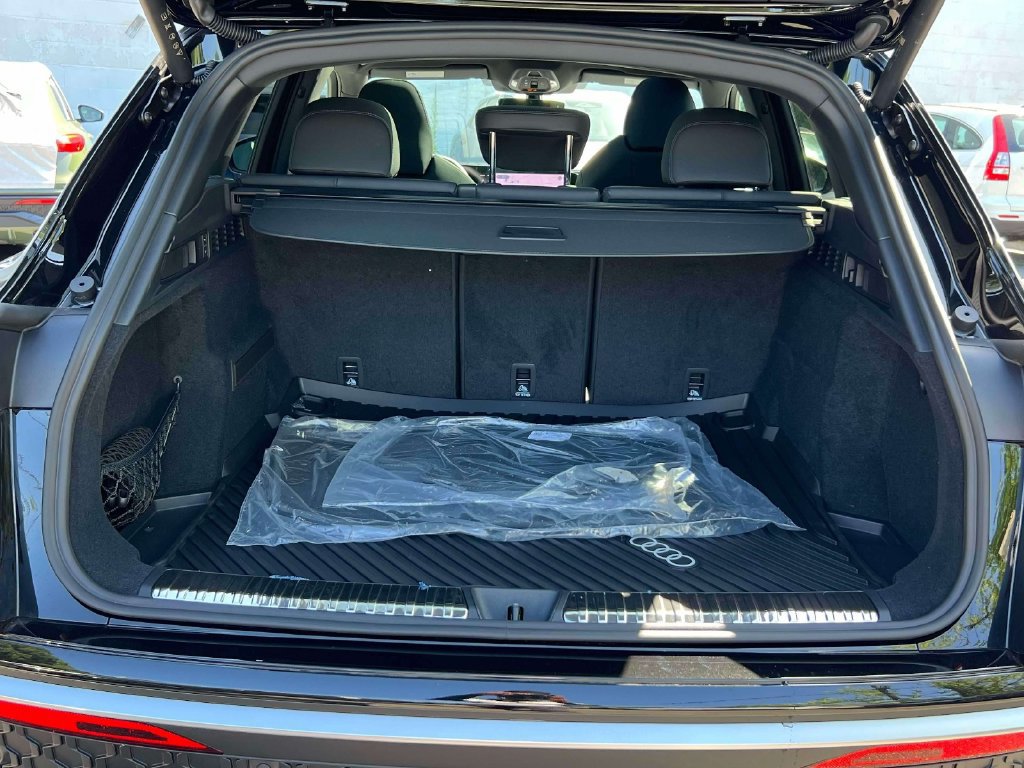 New 2026 Audi SQ5 Premium Plus AWD/4WD image 20