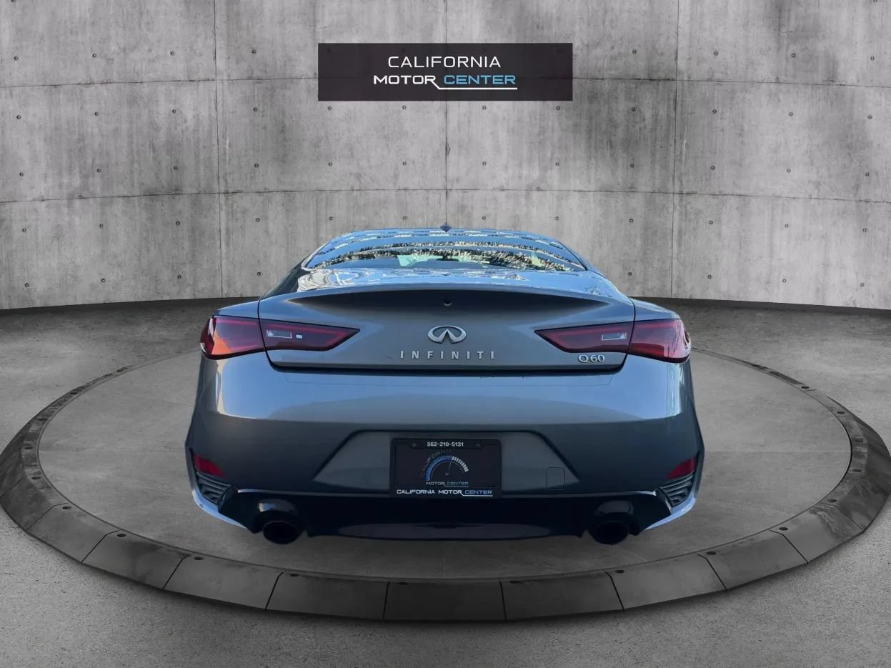 Used 2017 INFINITI Q60 3.0t w/ Premium Plus Package 3.0T RWD image 6