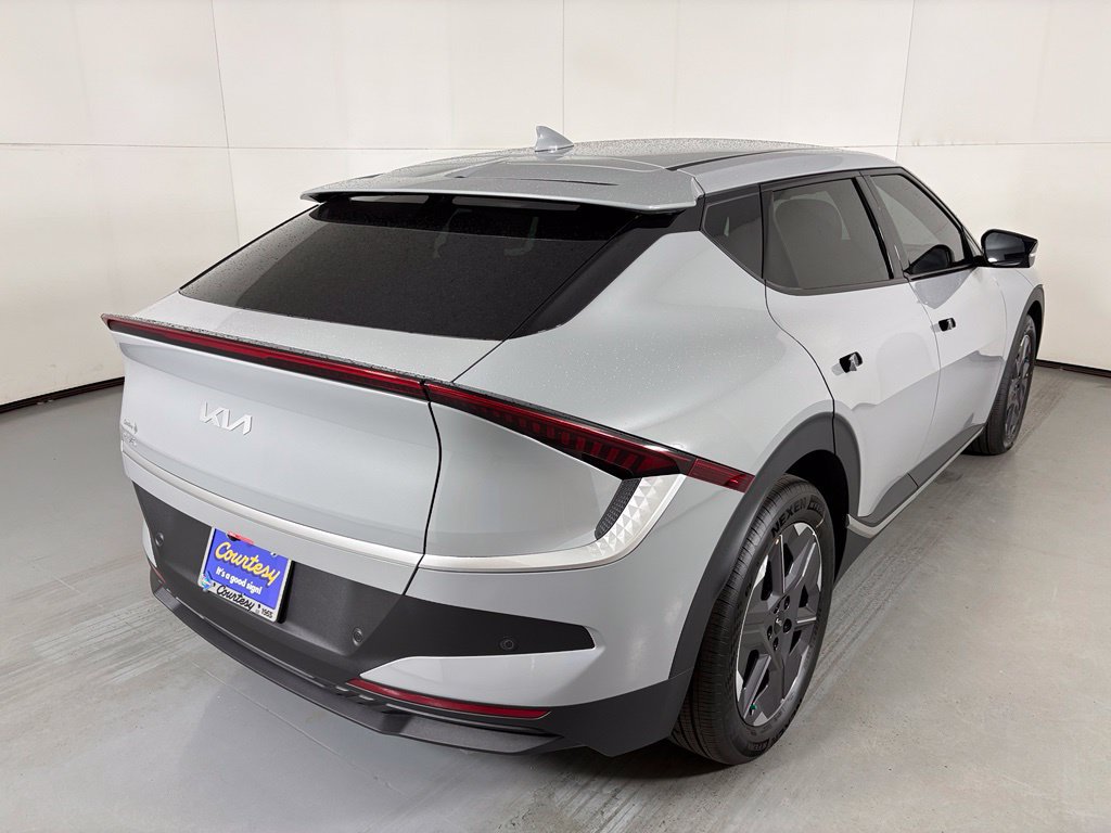New 2026 Kia EV6 Light RWD image 8