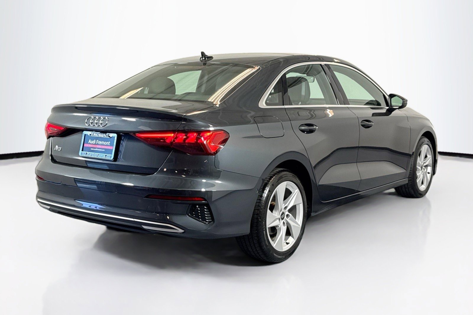 Used 2024 Audi A3 2.0T Premium w/ Convenience Package image 5