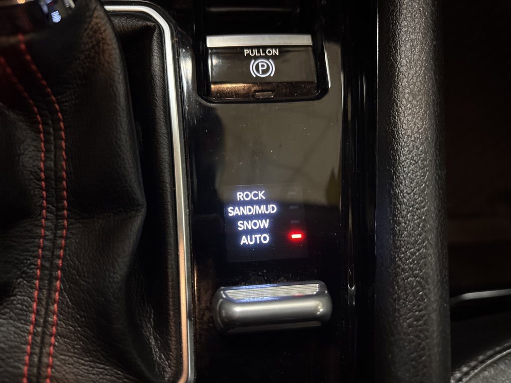 Used 2022 Jeep Compass Trailhawk image 17