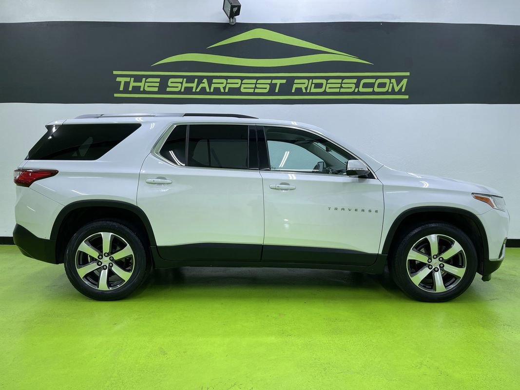 Used 2018 Chevrolet Traverse LT w/ LPO, Black Accent Package image 11