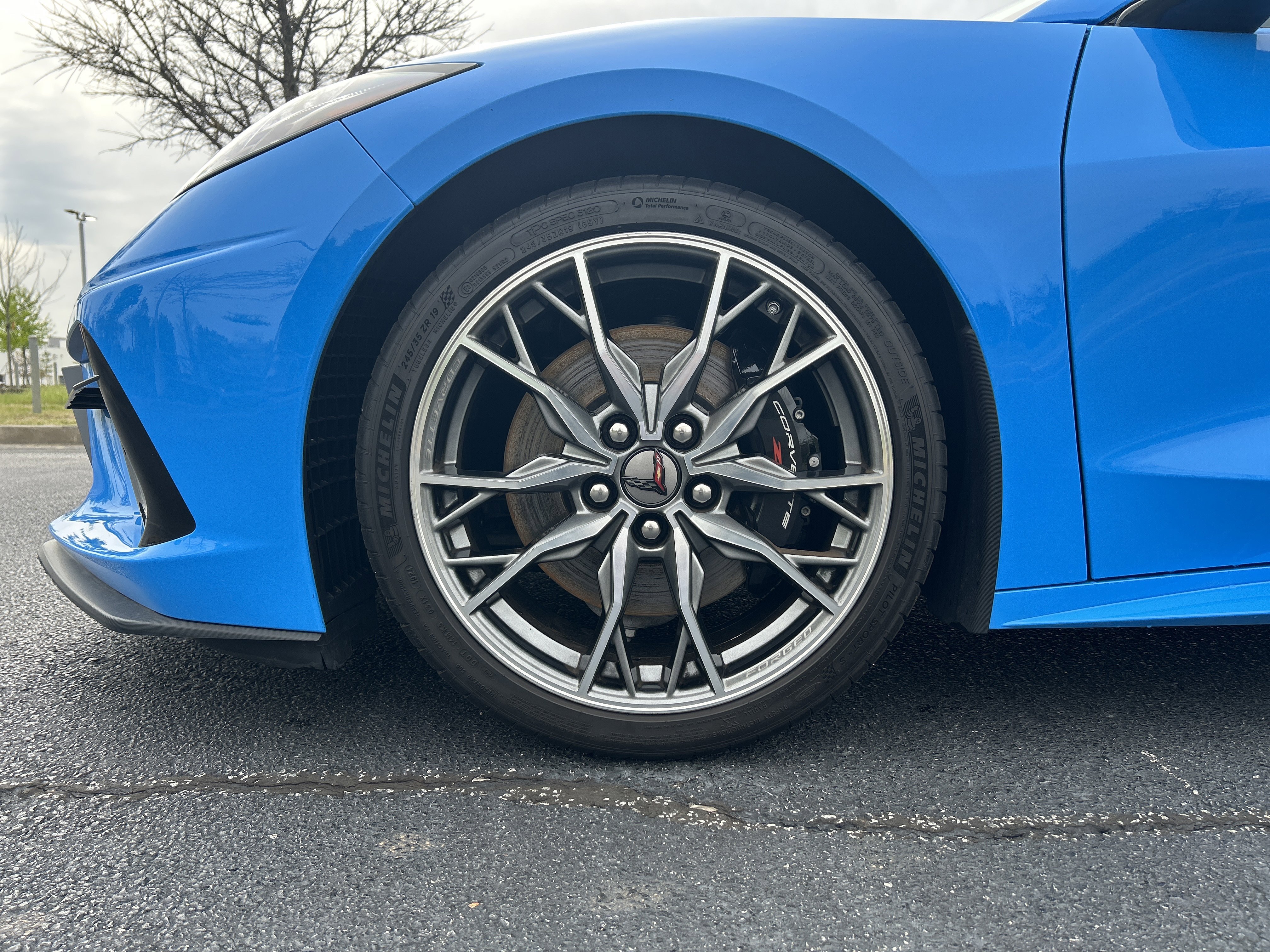 Used 2024 Chevrolet Corvette Stingray Premium Cpe w/ Z51 Performance Package RWD image 32