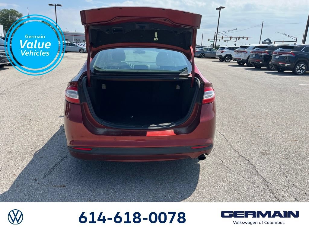 Used 2014 Ford Fusion SE FWD image 11