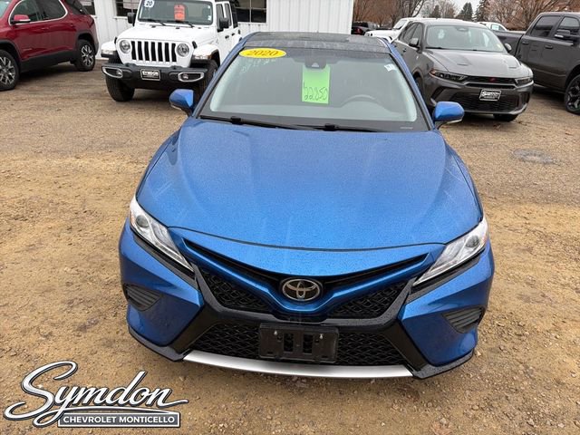 Used 2020 Toyota Camry XSE image 8