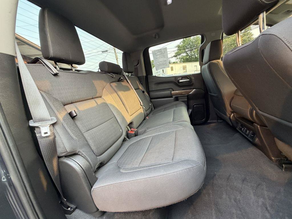 Used 2019 Chevrolet Silverado 1500 LT Trail Boss w/ Convenience Package AWD/4WD image 19