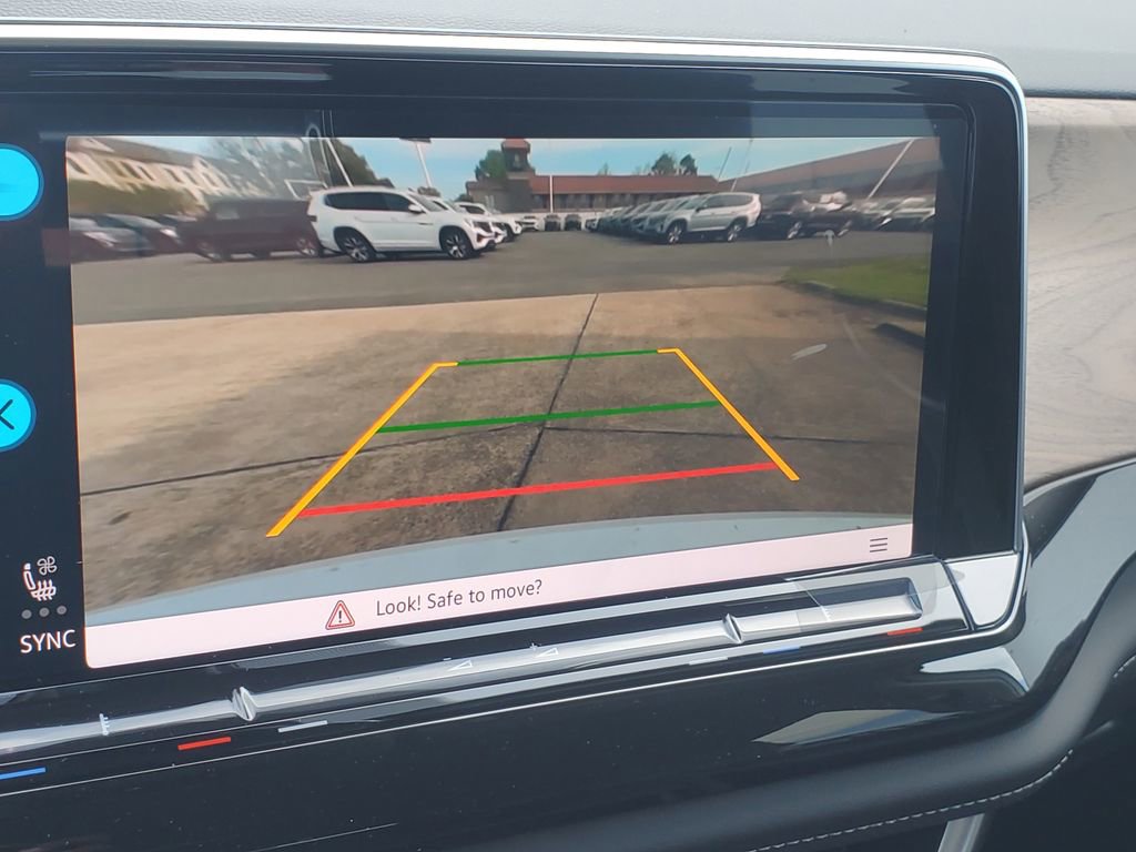 New 2026 Volkswagen Atlas SE image 25