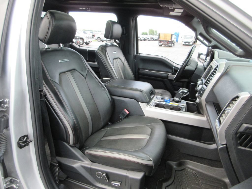 Used 2019 Ford F150 Platinum w/ Equipment Group 701A Luxury AWD/4WD image 25