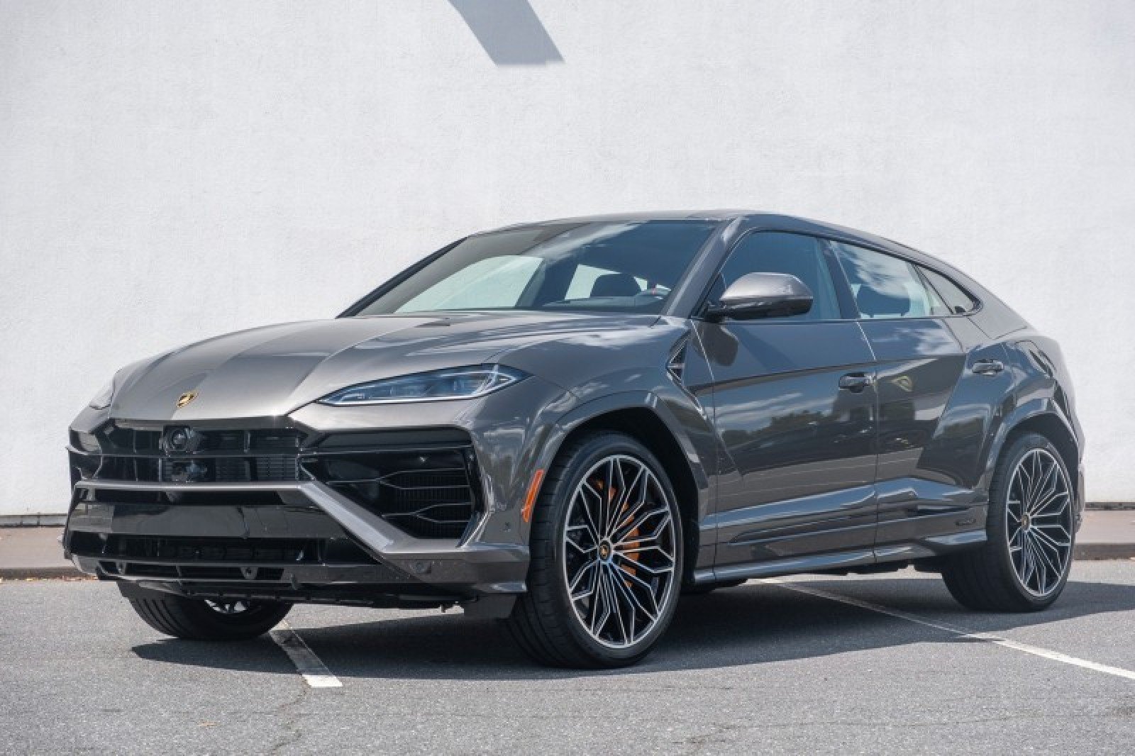 Used 2025 Lamborghini Urus S AWD/4WD image 2
