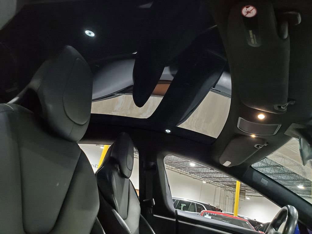 Used 2017 Tesla Model S 75 RWD image 16