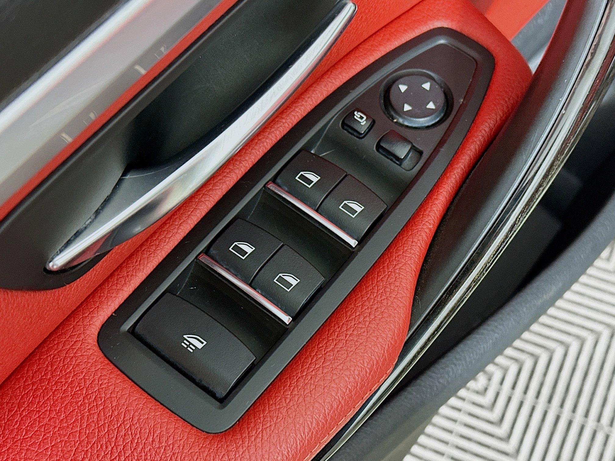 Used 2019 BMW 430i Convertible w/ Convenience Package image 17