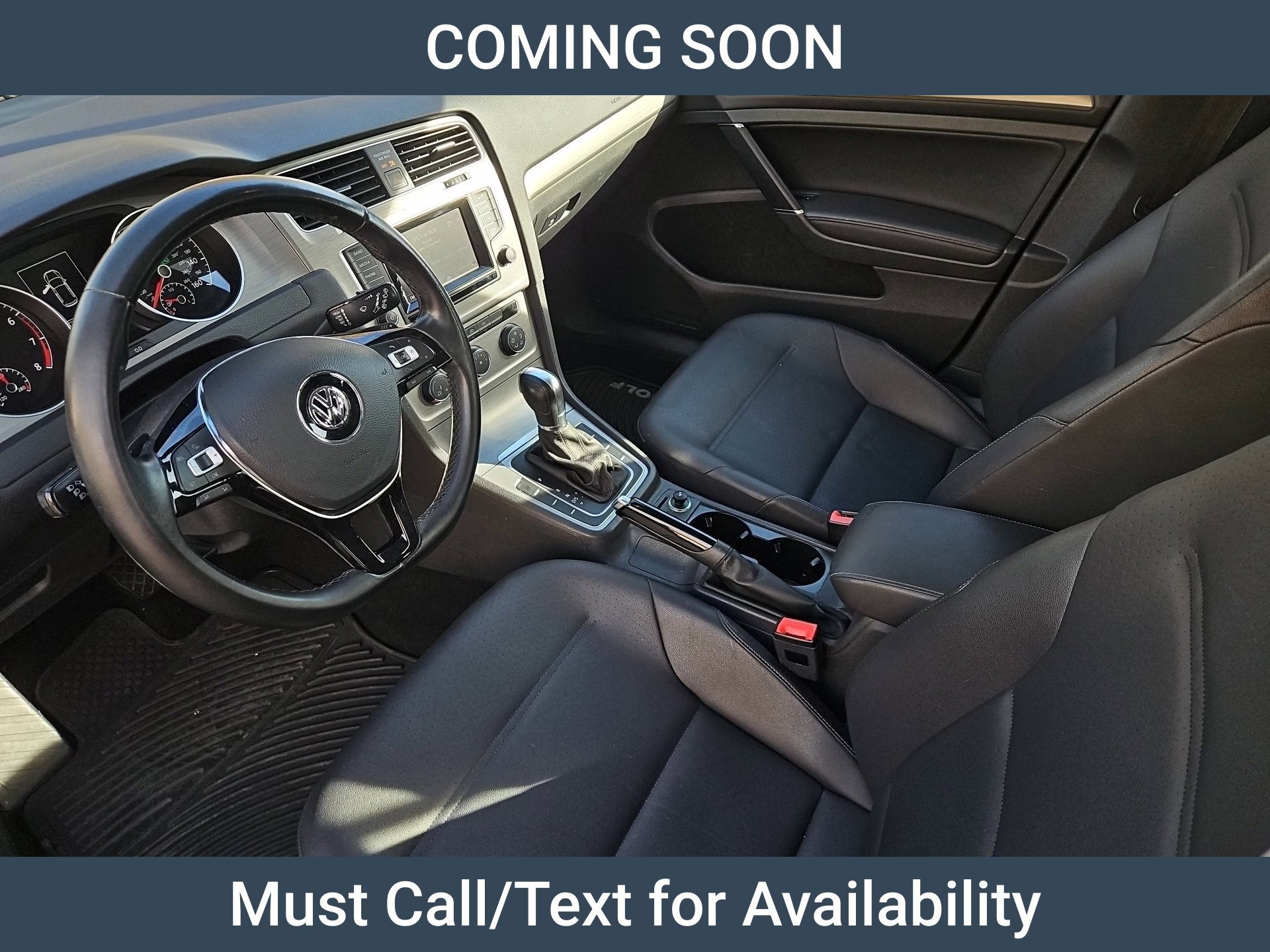 Used 2015 Volkswagen Golf 4-Door FWD image 11