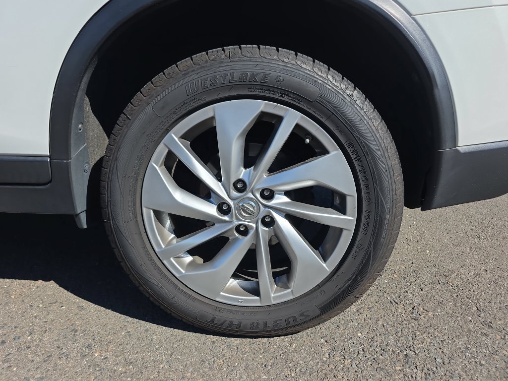 Used 2014 Nissan Rogue SL w/ SL Premium Package AWD/4WD image 13