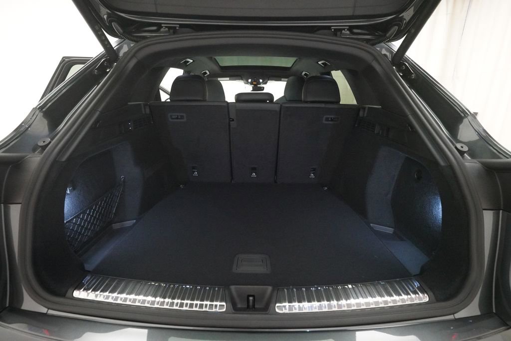 New 2025 Audi SQ5 Premium Plus image 10