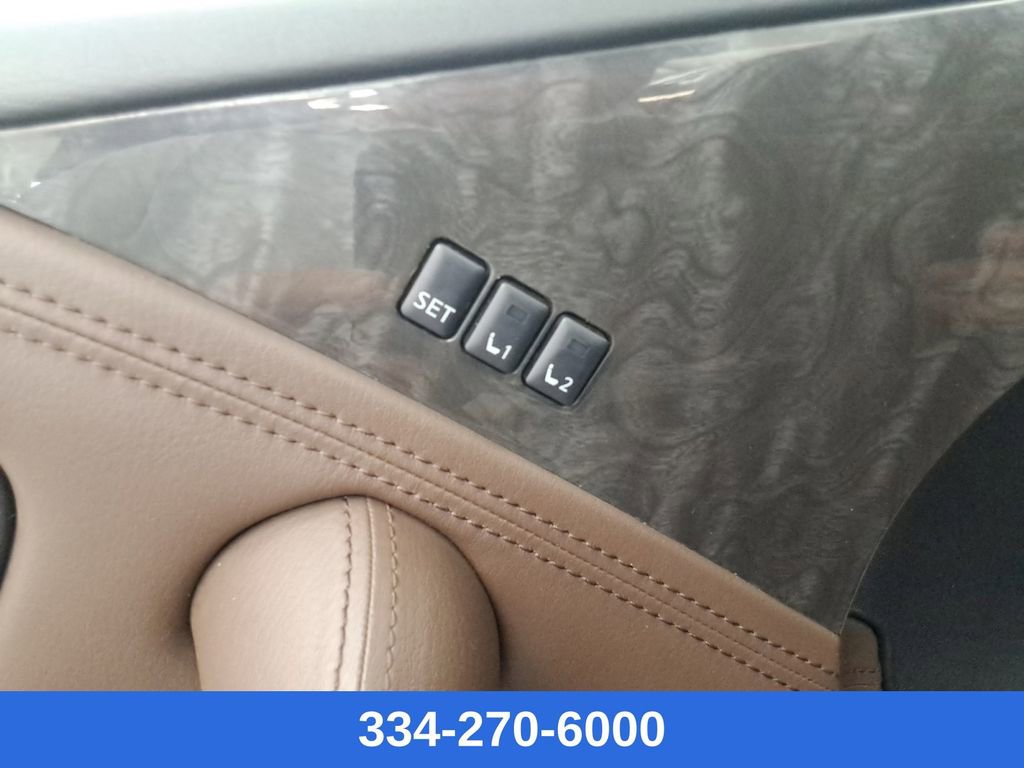 Used 2022 Nissan Armada Platinum w/ Captain's Chairs Package image 22