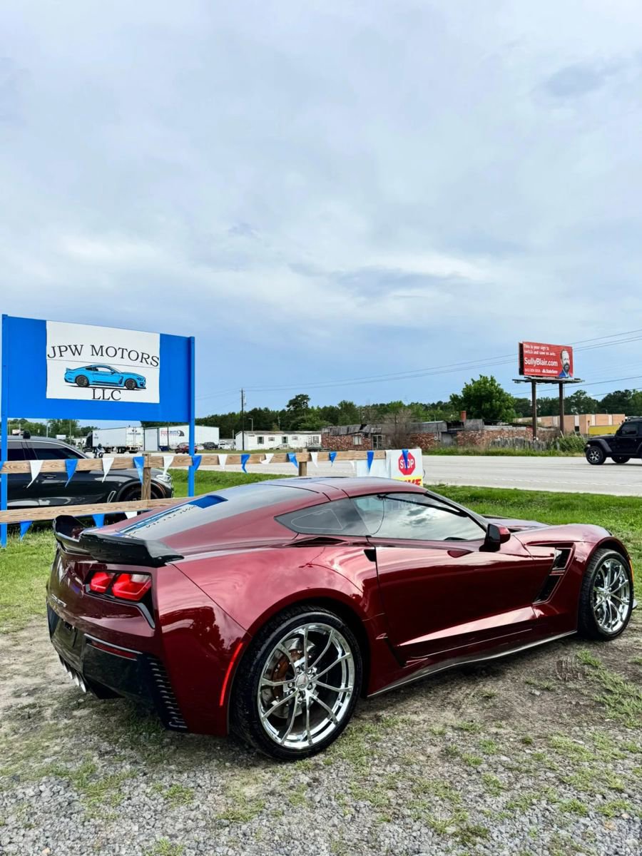 Used 2018 Chevrolet Corvette Grand Sport RWD image 10