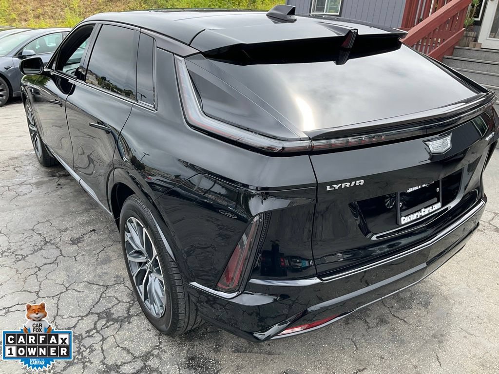 Used 2024 Cadillac Lyriq Sport RWD image 88
