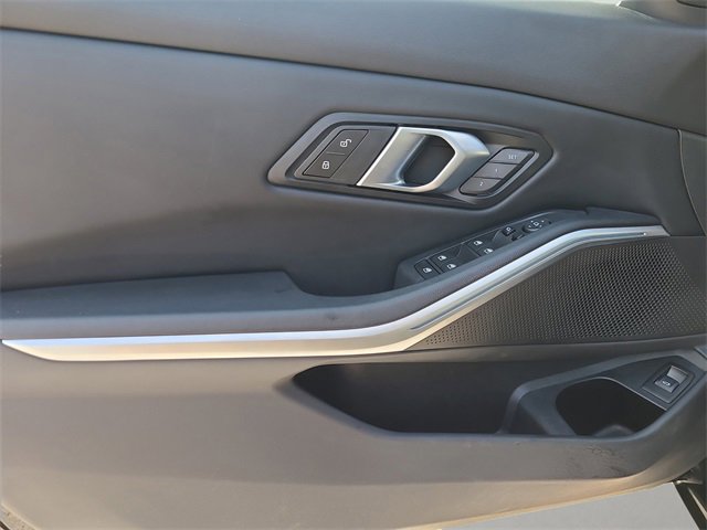 Used 2025 BMW 330i Sedan image 20