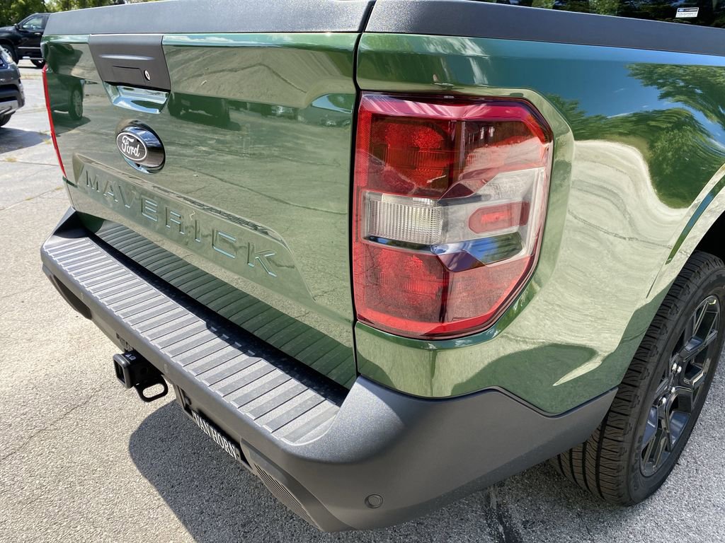 New 2025 Ford Maverick XLT w/ XLT Luxury Package image 44