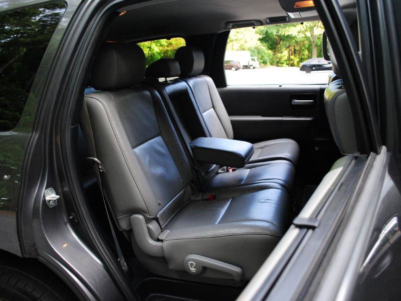 Used 2013 Toyota Sequoia Limited AWD/4WD image 15