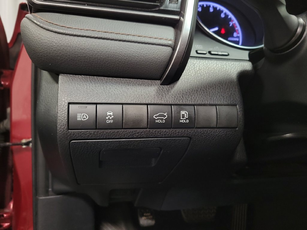 Used 2019 Toyota Camry LE FWD image 26