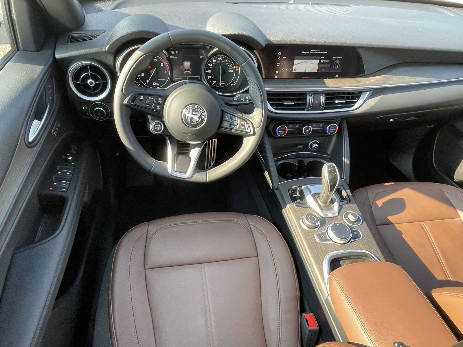 Used 2022 Alfa Romeo Stelvio Ti image 18