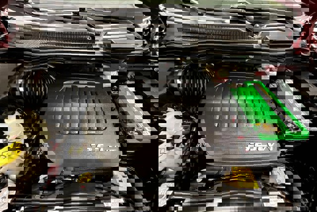 Used 2012 Chrysler Town & Country Limited w/ Luxury Group image 10