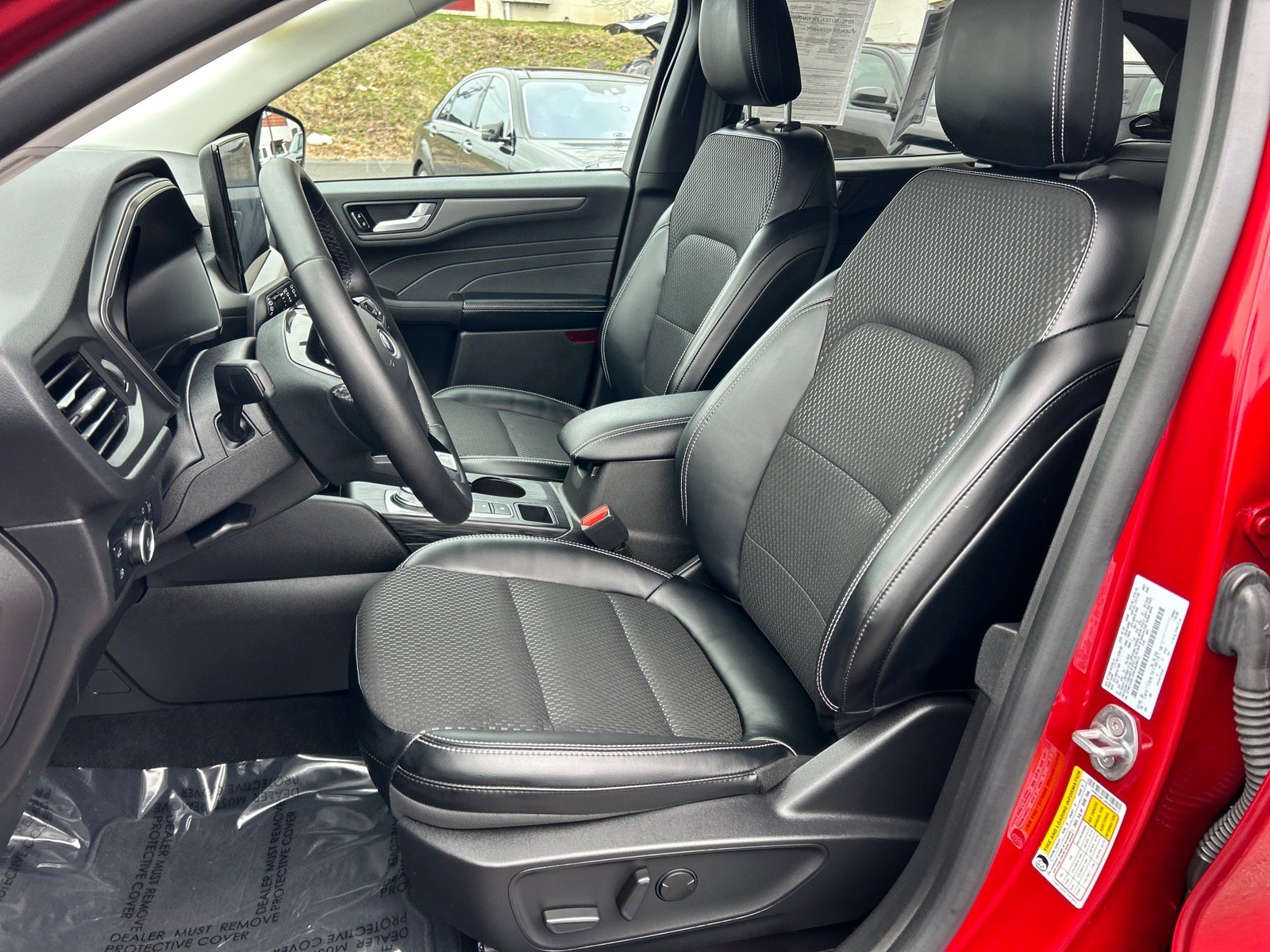 Certified 2024 Ford Escape SE image 7